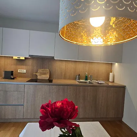 Hidden Gem Tour As With Free Private Parking Appartement